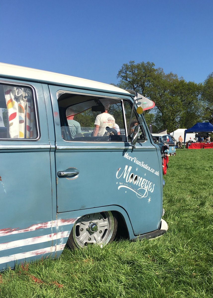 veedubbing's tweet photo. @veedubbing #bay #slidingdoorwankers #stanfordhall #oval #westfalia #ghia #summer #cabriolet #vwbeetle #gasburner #splitscreen  #karmannghia #volksworld  #veedubbing #camper #vw #vwsplitscreen #baywindow #aircooled #poptop #sunshine @volksworld #ssvc #porsche #vanlife https://t.co/FCPfQ1Rqh5