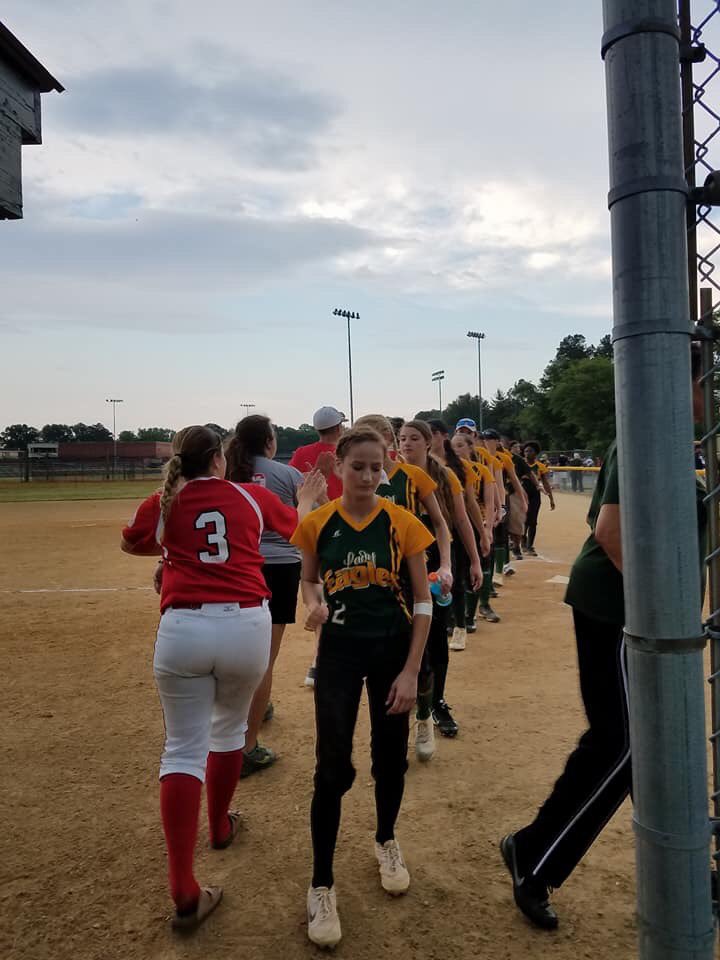 AmyD5's tweet photo. Yesterday the Lady Indians finished the regular season #1 in the district. They went undefeated in the Tri Rivers District. Outstanding job ladies! We host the first round of the district tournament on Tuesday at 4:30. #letsgobigred #shsindianpride #scpsva https://t.co/s7NAnXwDuH