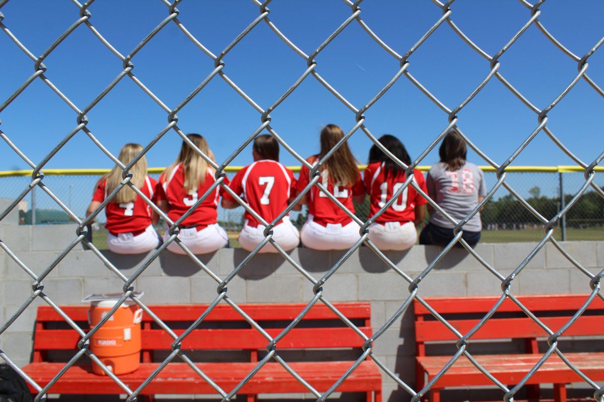AmyD5's tweet photo. Yesterday the Lady Indians finished the regular season #1 in the district. They went undefeated in the Tri Rivers District. Outstanding job ladies! We host the first round of the district tournament on Tuesday at 4:30. #letsgobigred #shsindianpride #scpsva https://t.co/s7NAnXwDuH