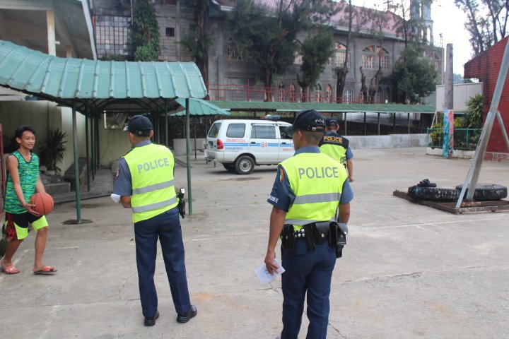 PNPBaguioStn4's tweet photo. Personnel of Station 4 led by PCI JERRY BENITO HADUCA, Station Commander visited the polling precincts within AOR, had dialogue with teachers and LGUs re: Fair and Honest BSKE
#BSKElection
@ProcorRpcrd @rwinp88 @BaguiosFinest @PNP_PCRG https://t.co/fiuIYurcxI