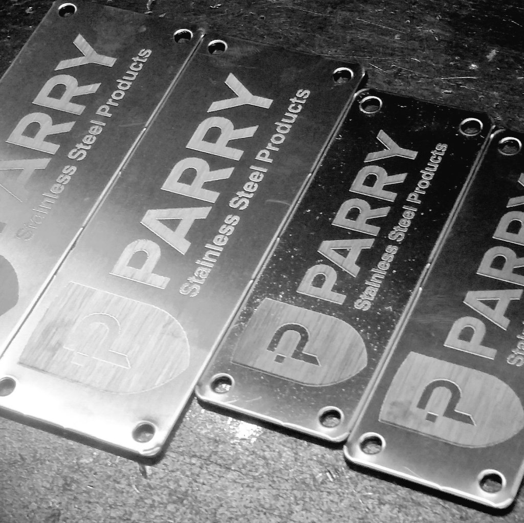 AlexJ38880967's tweet photo. No worries @HelloDolly2CV you will have some nice laser printed badges for your reveal at @2CVat70 and @londonmotorshow printed in-house at @ParryCatering https://t.co/LXFxKZZ0bg