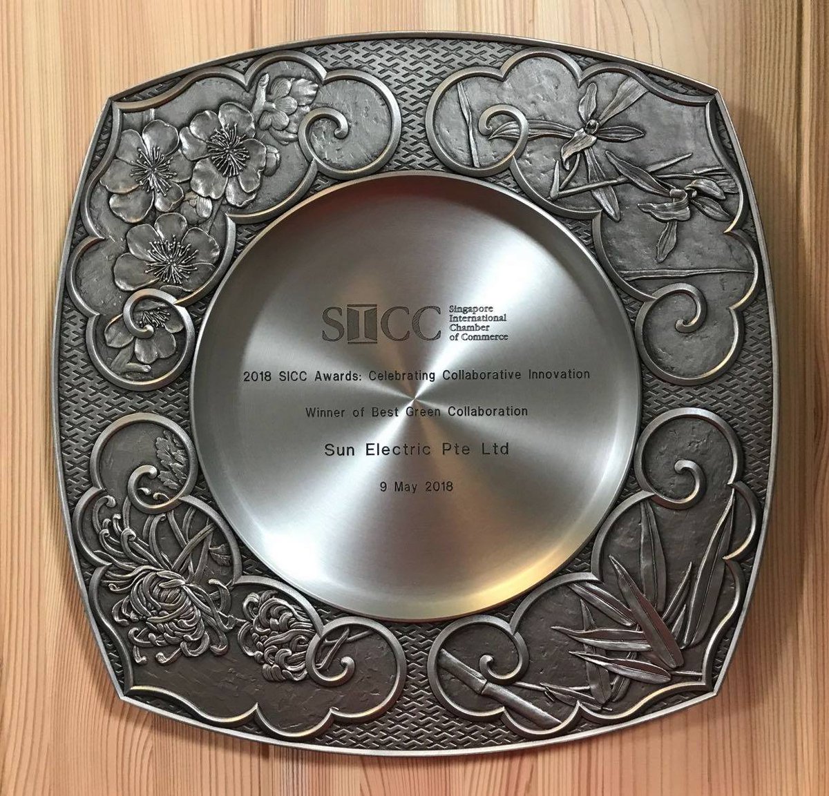 SunElectricCo's tweet photo. Sun Electric - “Best Green Collaboration Award” by SICC Singapore. Honoured to be a part of this along with Schneider Electric.

Find out how YOU can be Green by visiting https://t.co/zJuAot2knS .

#Solar #GoGreen #OurPower #CelebrateGreen https://t.co/3uhdUYTd2y
