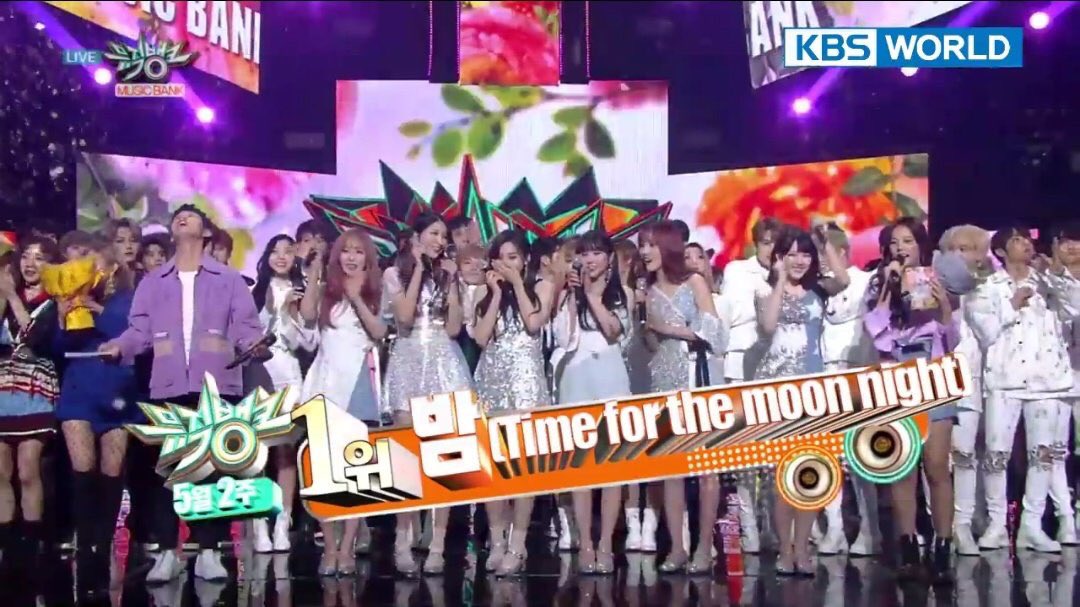 MysteryWish1's tweet photo. Time For The Moon Night 4th Win
🏆🏆🏆🏆
CONGRATS @GFRDofficial and Buddies 🎉👏
#TFTMN4thWin
#GFRIEND41stWin
#GFRIEND #여자친구 https://t.co/aXm8O1t0t2