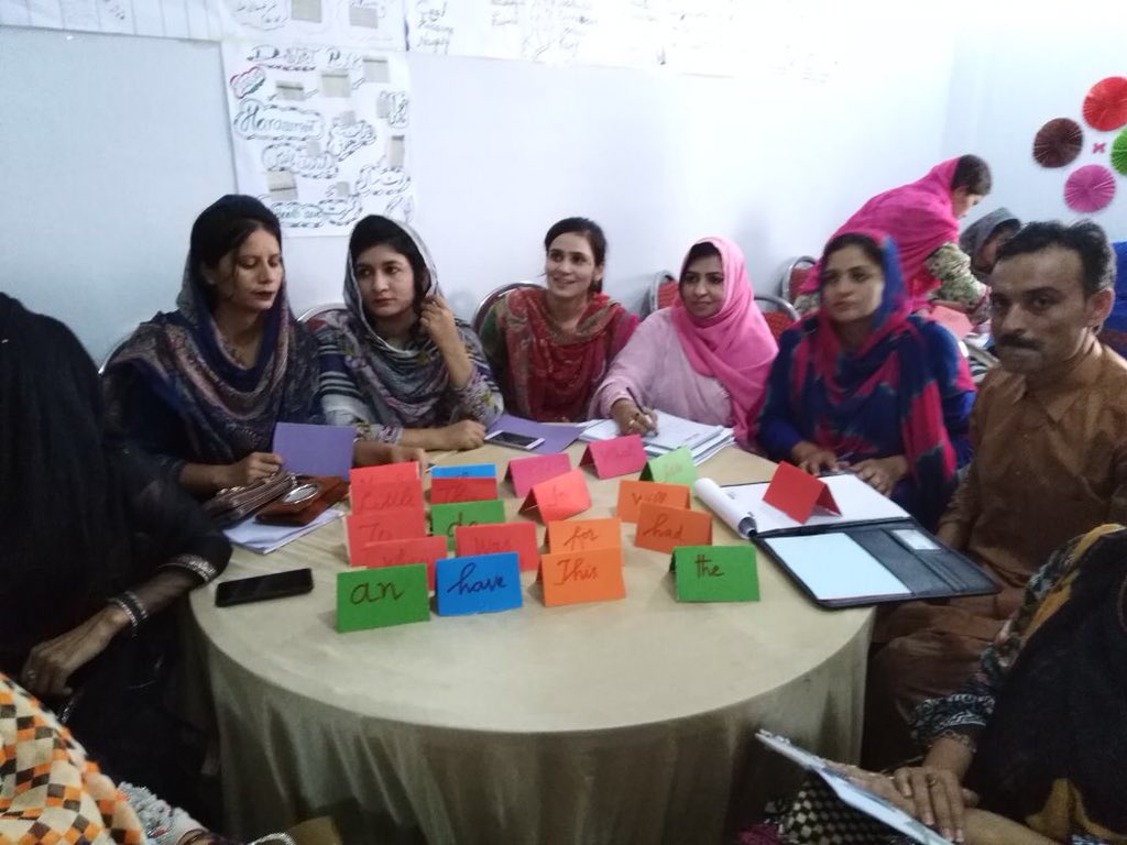 SiyaniSahelian's tweet image. #LearningWords: how do we make it fun? #TeacherTraining #A3G