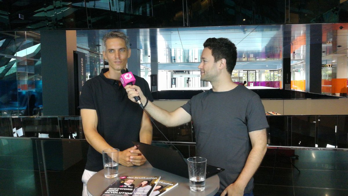 Unser CEO <a href="/HannoLippitsch/">Hanno Lippitsch</a> live beim Interview mit <a href="/derbrutkasten/">brutkasten</a> .

▶️Full interview here: facebook.com/derBrutkasten/…