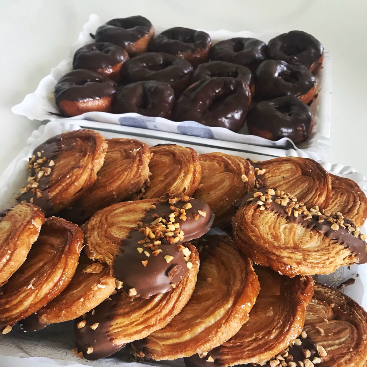 DaSilvaGastro's tweet photo. Desayuno de auténtico lujo cortesía de El Fiel panadería y repostería #Valladolid - Nos hemos puesto las botas. Tradición y calidad. Gracias Raúl!!! https://t.co/oiOsEBtqTS