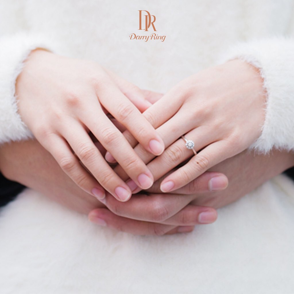 Darry_Ring's tweet photo. To love and beloved is to feel the sun from both sides.
#darryring #love #lovers #iloveyou #quotes #wedding #engagement #sun https://t.co/XUmkwcHnJn