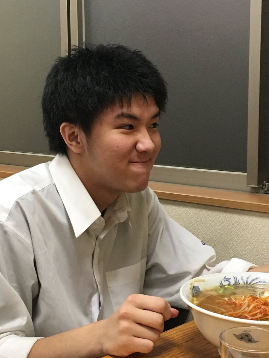zESBBikqsYhA4NP's tweet photo. 新しい友達 https://t.co/4gpLqJkRsc