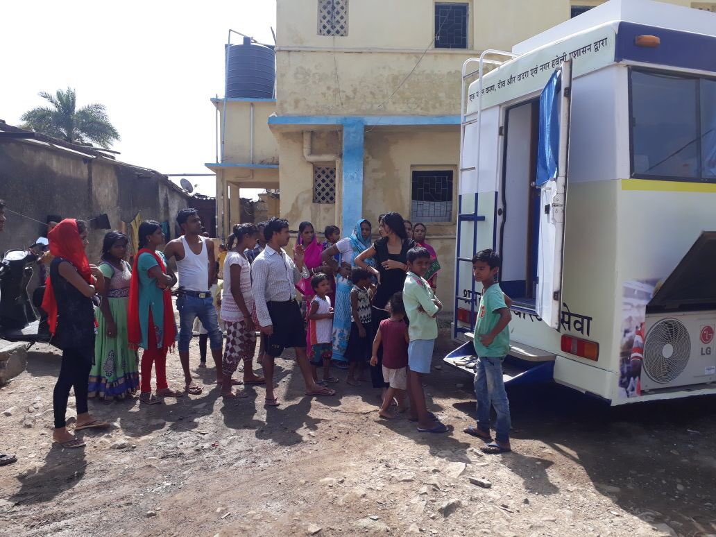 HalpatiJiten's tweet photo. Mobile healthcare for industrial and construction workers through #ShramyogiSwasthyaSewa in the union territory of Daman and Diu. Thanks PM Sh @Narendramodi ji https://t.co/Y6FyTPx3Tn