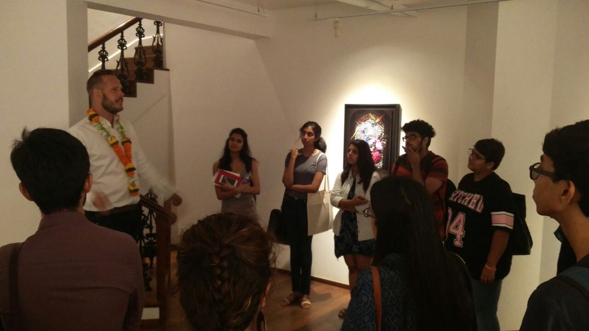 tarqtweets's tweet photo. Glimpses from yet another delightful #ArtNightThursday which marked the opening of @basmeeuws's #SpringInTheWintertime.
The show will be on display until Thursday, 31st May, 2018.
@Tasveer_Arts @DaubleArt
#Mumbai #ArtPreview #ContemporaryArt #TARQ https://t.co/J2CoT1wCmE