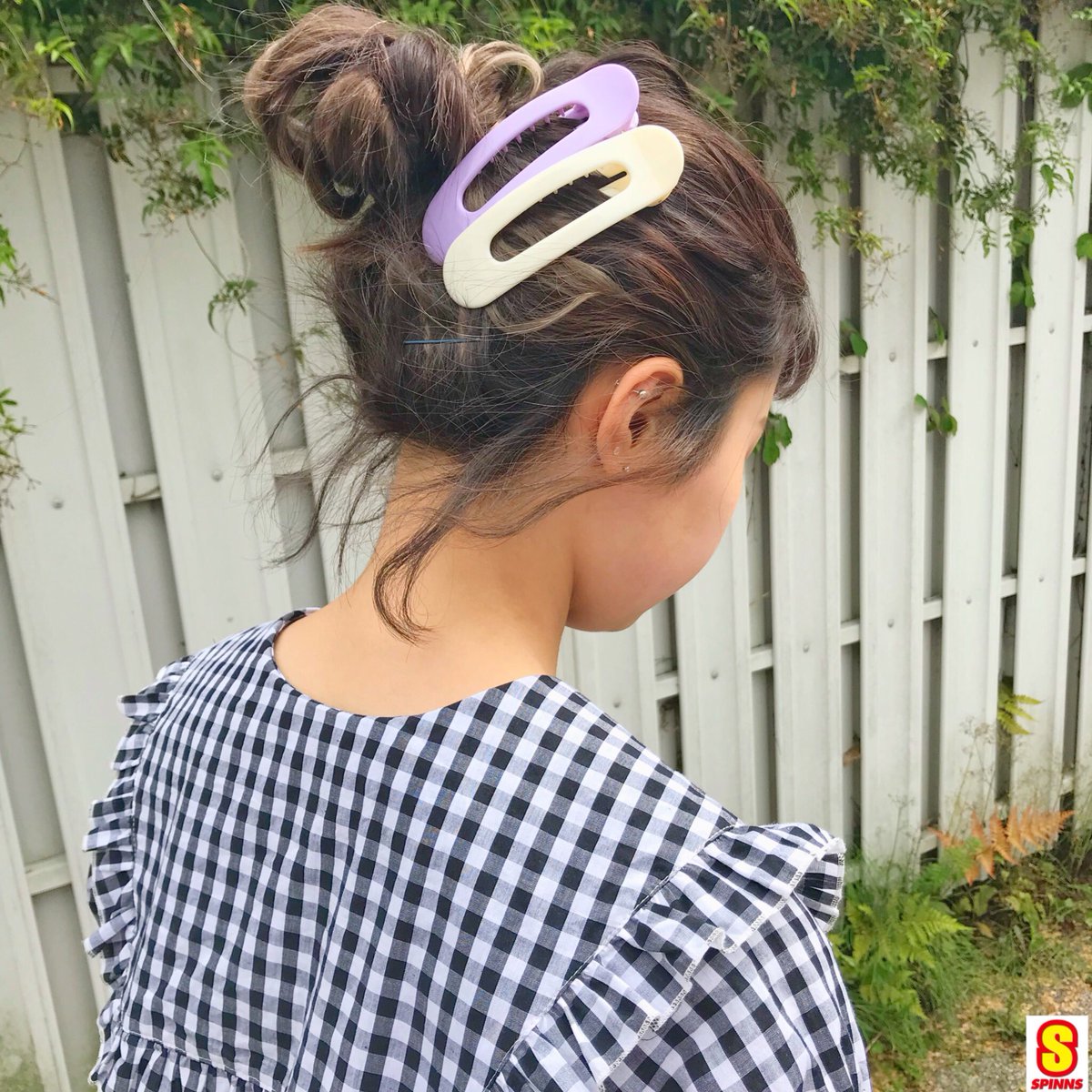 スピンズ静岡店 先程の ヘアクリップ 使うとこんなアレンジが できちゃいます ポイントとして 2個使ってみたり フラワーカチューシャと 合わせてもとっても可愛い ちょっとレトロで とってもカラフルなので ぜひお店 見に来てね Price スピンズ静岡店 先程の ヘアクリップ 使うとこんなアレンジが できちゃいます ポイントとして 2個使ってみたり フラワーカチューシャと 合わせてもとっても可愛い ちょっとレトロで とってもカラフルなので ぜひお店 見に来てね Price