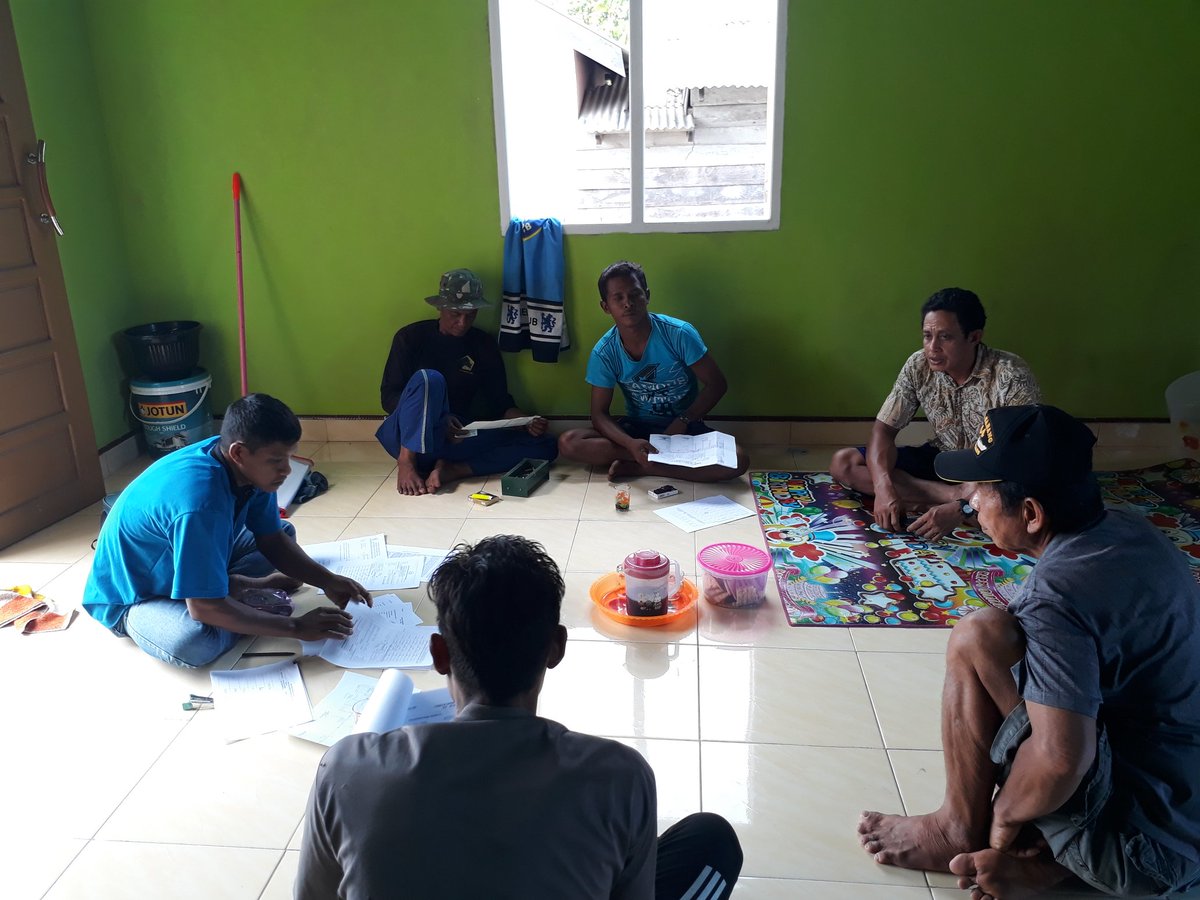 Pendataan kartu kusuka di wilker kelompok serba guna <a href="/fisheris_/">PENYULUH PERIKANAN BANTU</a> @dit_ppi <a href="/PUSLAT_BPSDMKP/">PUSAT PELATIHAN KP</a> <a href="/susipudjiastuti/">Susi Pudjiastuti</a>  kegiatan hari brsma nelayan