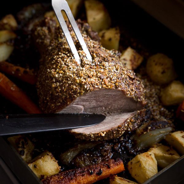 wandercooks's tweet photo. Dukkah-crusted Mini Lamb Roast https://t.co/EPgP6COMxQ https://t.co/4NZeOGtRel