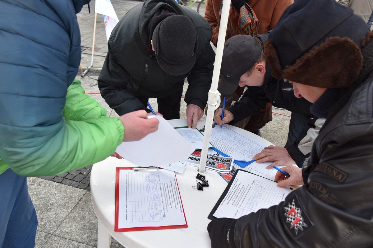 brzeg24's tweet photo. Brzeg: Nie będzie referendum ws. budowy nowego więzienia na wniosek mieszkańców! Jest już projekt uchwały

https://t.co/RyYJUMcbOj https://t.co/K5rkQBeN8V