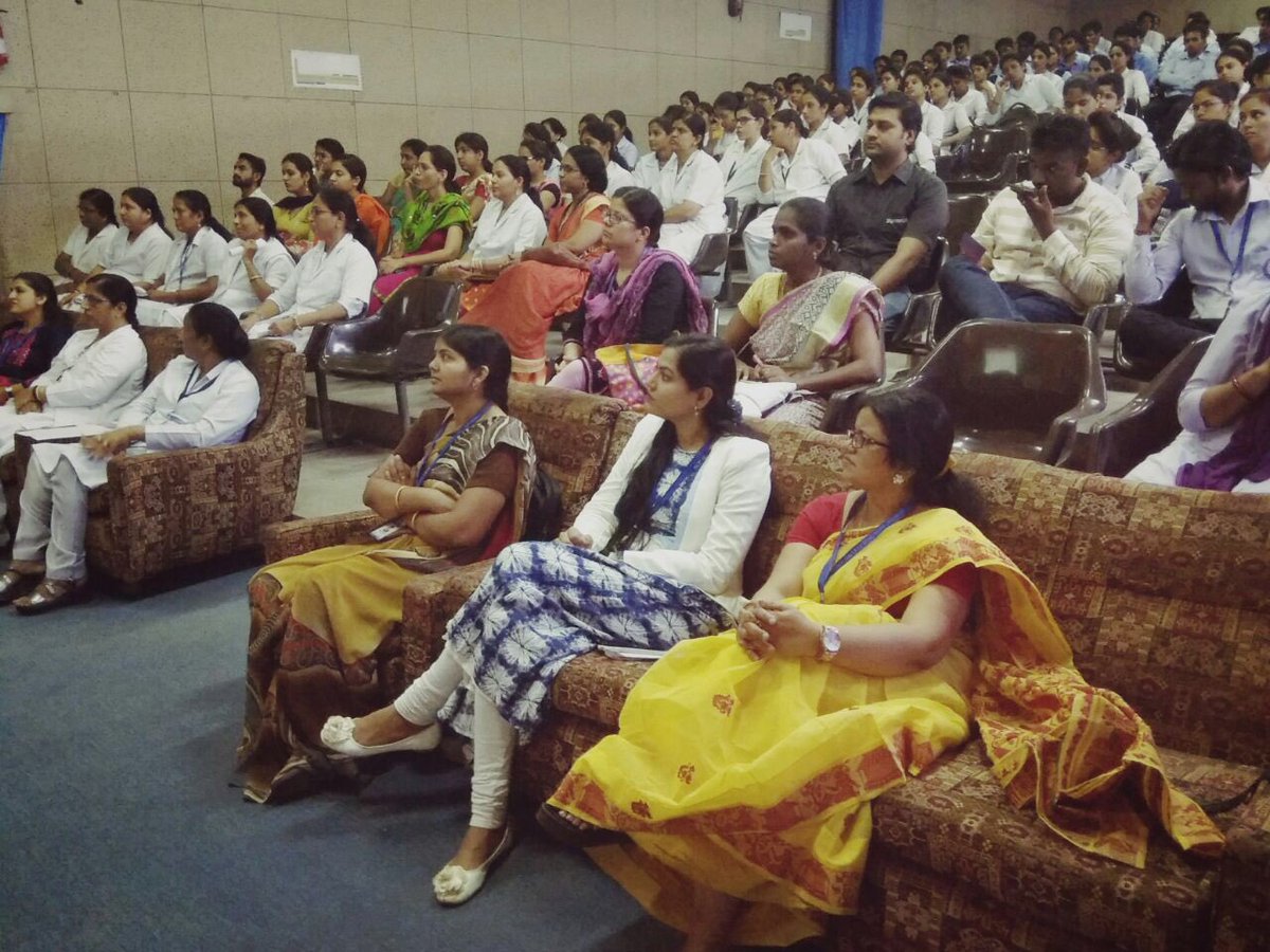 clubshecup's tweet photo. Team Shecup at Dr. S.N. Medical college Jodhpur spreading Sustainable Menstrual Awareness with around 800 participants!
#shecup #sustainablemenstruation #economicalsolutions #menstrualcup #awareness #mhmprograms #greensolution #healthyoptions https://t.co/AIf3OGBdg5