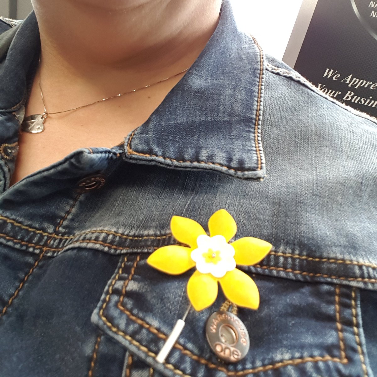 LilAysMudder's tweet photo. #Representing
#Wefightthegoodfight
@CanCertainty @ProstateCancerC @letsfcancer @DebMaskens @ml_robertson @cancersociety https://t.co/dQUfMTm5Gb