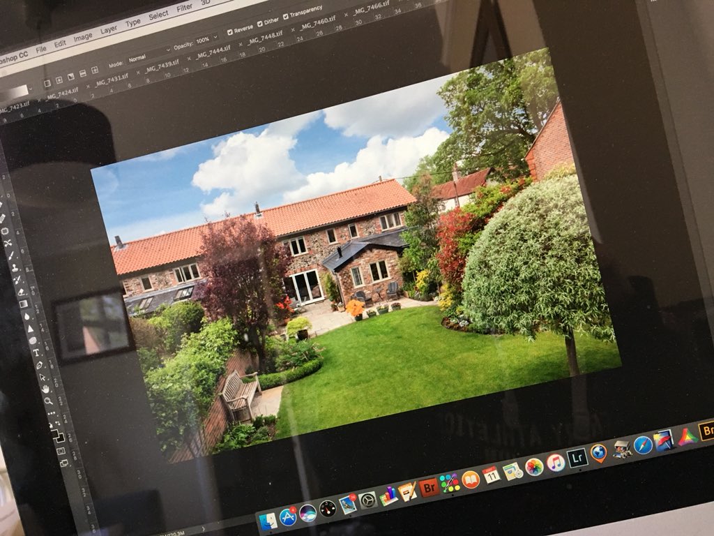 Editing in between shoots while the sun shines outside #interior #architecture #photography #cambridgeshire #suffolk #essex #norfolk #bedfordshire #homecounties follow the sailing <a href="/SailingFraZaz/">Sailing with FraZaz</a>