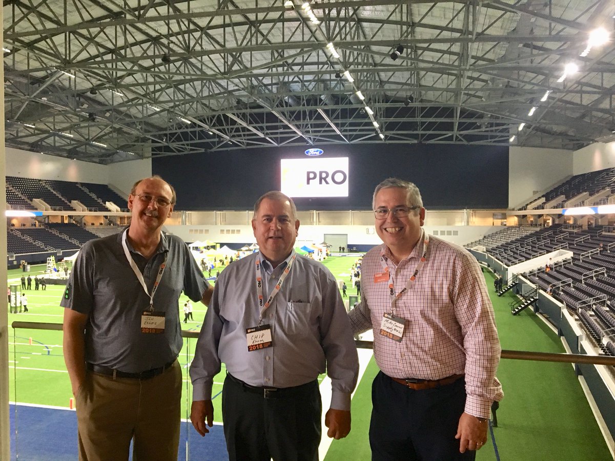 2PLYTP's tweet image. Home Depot Pro Arena Event #orangelife