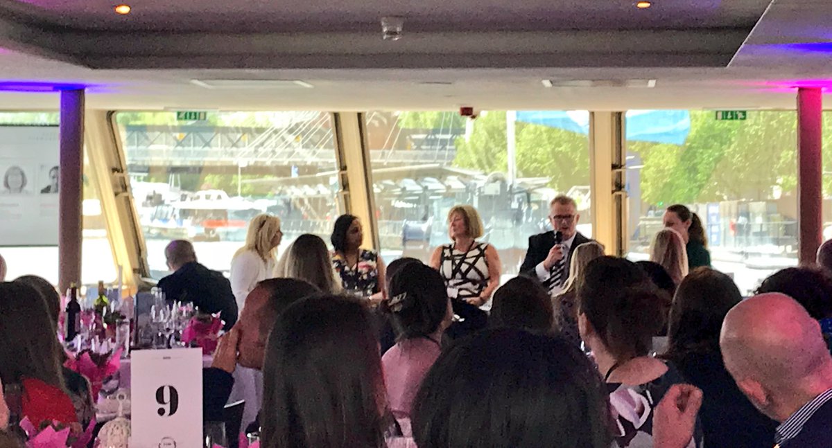 saidhamed26's tweet image. .@SharpeFay welcomes @FastForward15UK mentors and mentees to discuss their experience of the #FastForward15 programme! #mentorship #FF15