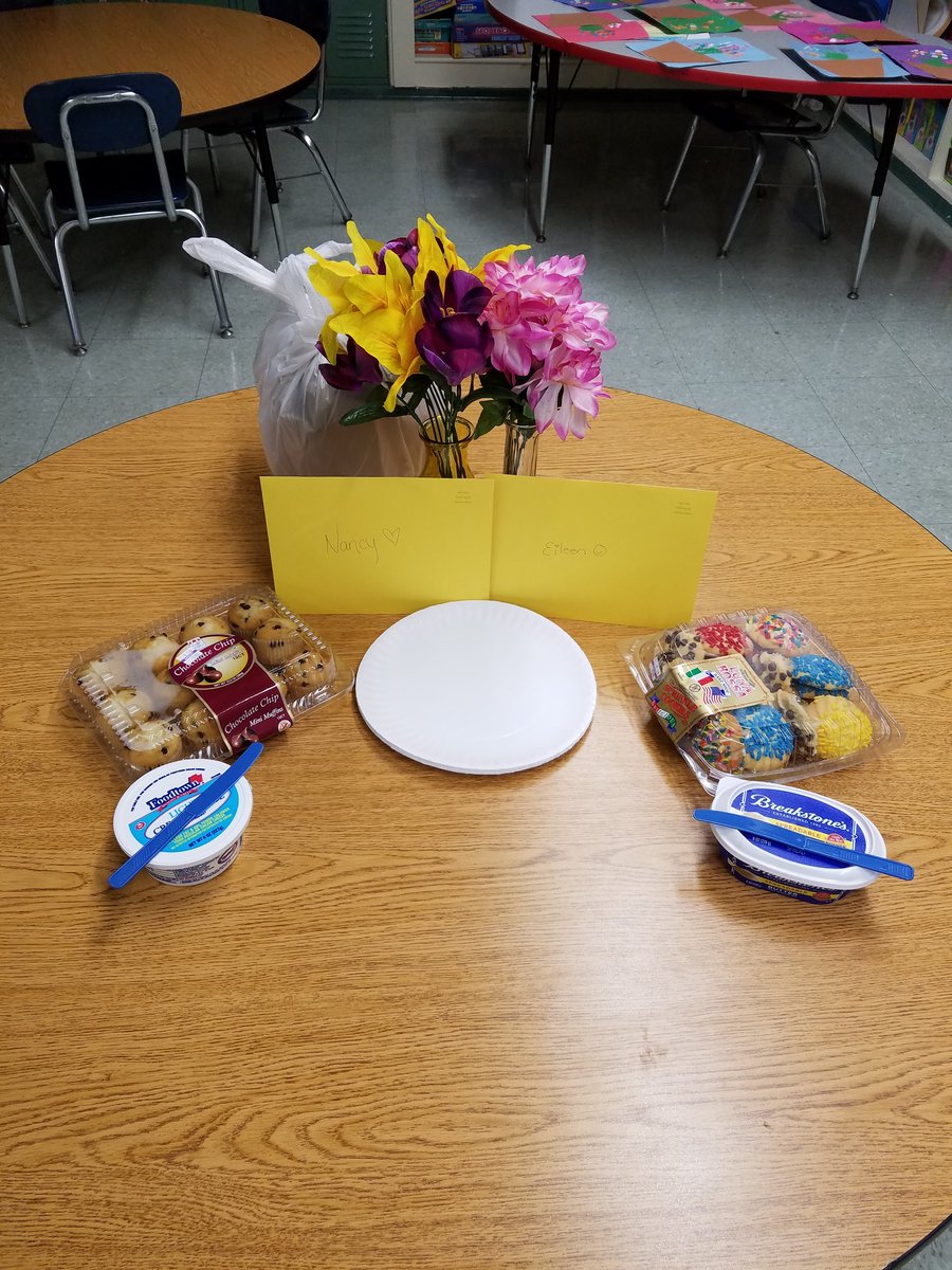CCollazo112's tweet photo. When you are going to surprise your wonderful aides with a mother's day breakfast and know they don't have Twitter so I can post how cute it looks.... #KellySmiles #wo2World #MothersDay #thankgodforthem https://t.co/9uMGAZlDrU