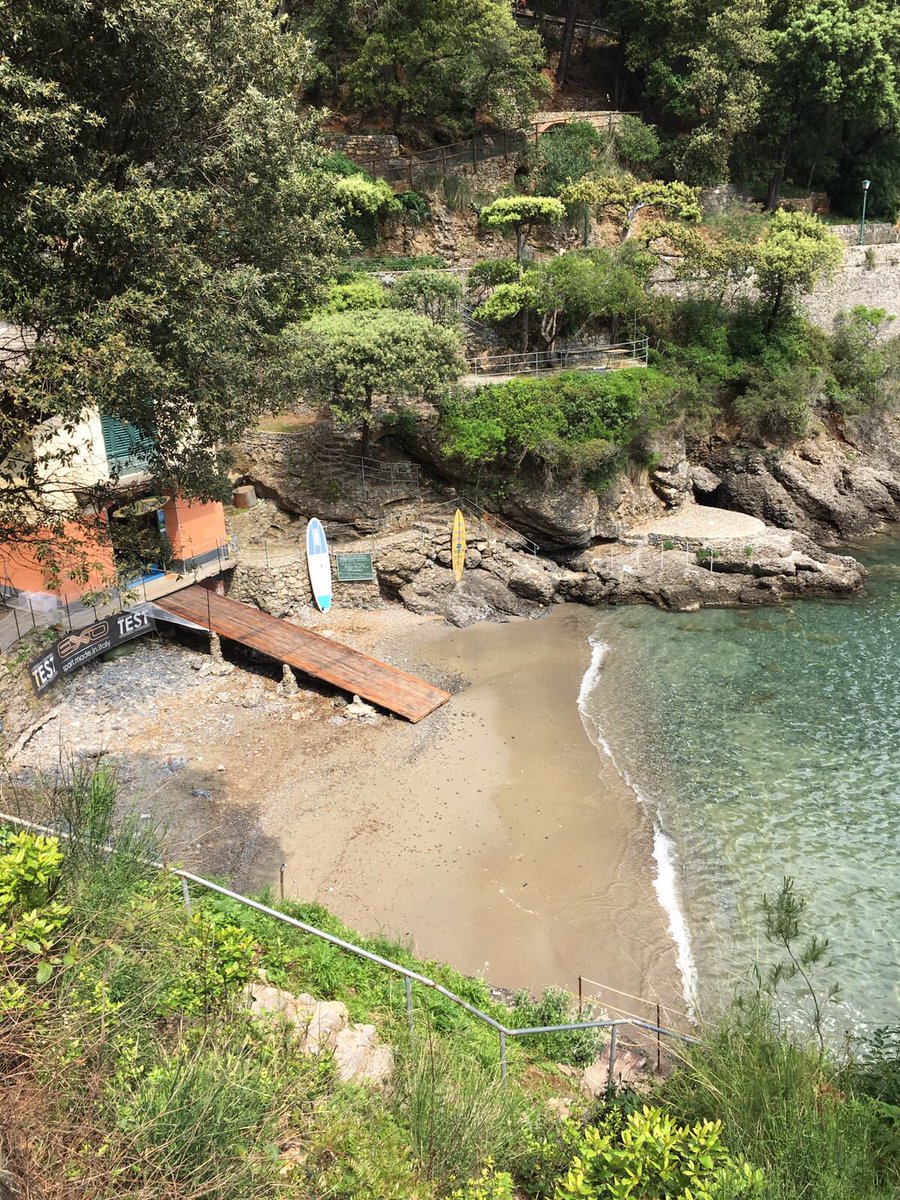 ProgettoSmartic's tweet photo. Aujourd'hui, nos consultants visitent Outdoor Portofino dans le magnifique cadre du @ParcoPortofino. commence également pour eux le chemin vers la certification. @INTERREGTweets @pc_maritime https://t.co/MJCVP0cbpr