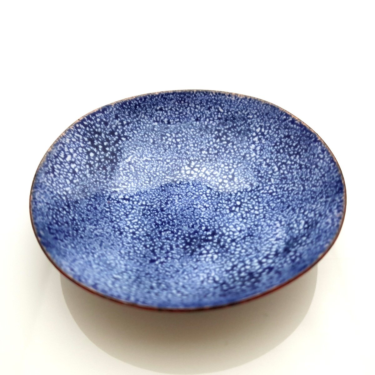 MaisyPlum2's tweet photo. Midnight Blue Round Enamel Ring Bowl https://t.co/JZRd47diPf #tweeturbiz #QueenOf #AtSocialMedia #SBS #londonislovinit #eshopsuk #OnlineshopRT #womaninbiz #87RT #FlockBN #RingDish https://t.co/gtXGg2ZoBb