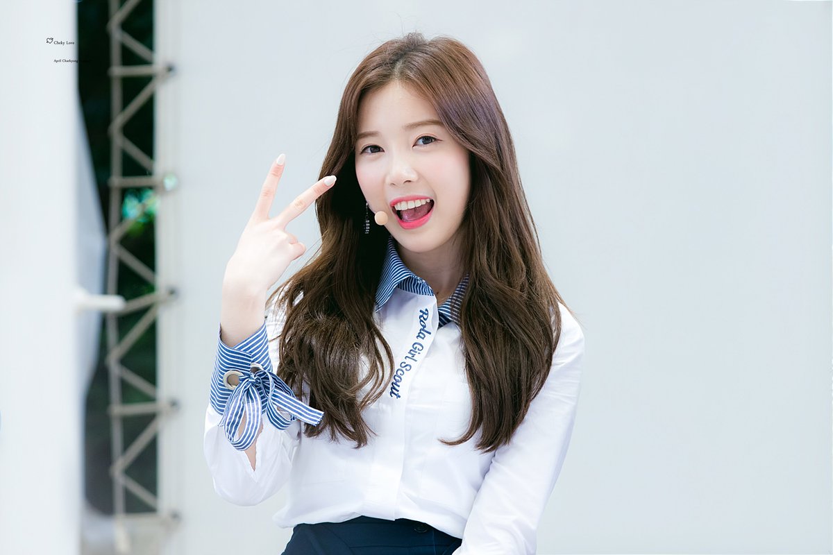chekylove_'s tweet photo. 180430 마쿠하리 프로모션 #채경 

#윤채경 #CHAEKYUNG 

#에이프릴 #APRIL 

@4wallE @APRIL_DSPmedia

https://t.co/mfGxRjiH6C https://t.co/DH8CwTBWiZ
