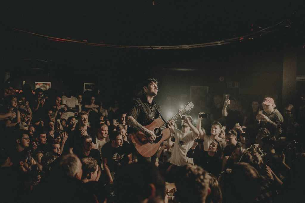 LIVE REVIEW: LOWER THAN ATLANTIS @ SUB 89, READING (@ltamusic @BSTNMNR) creation-press.com/2018/05/11/liv…