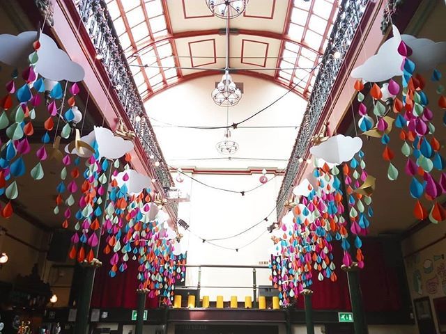 RheaClements's tweet photo. Back up they go!
.
Regrann from @hnmarkets -  The decorations are back up ready for this Sunday! 🌦️🌈🌦️ .
Spring Market Sunday 13th May at @maltcross
.
.
.
 #hnmarkets #springmarket #handmadenottinghammarket #craftfair #craftmarket #nottinghamevent #Nottinghammarket #desi… https://t.co/uckoFl4mDC