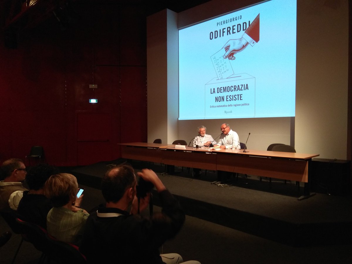 Piergiorgio Odifreddi: i media in generale si sono autoeletti giudici di ciò che accade nelle aule politiche, mettendo in piedi veri e propri processi senza alcuna garanzia per chi li subisce. 
<a href="/RizzoliLibri/">Rizzoli Libri</a> <a href="/BUR_Rizzoli/">BUR Rizzoli</a> <a href="/fmirafiore/">Fondazione Mirafiore</a>
#11Maggio #EtàIbrida #SalTo18