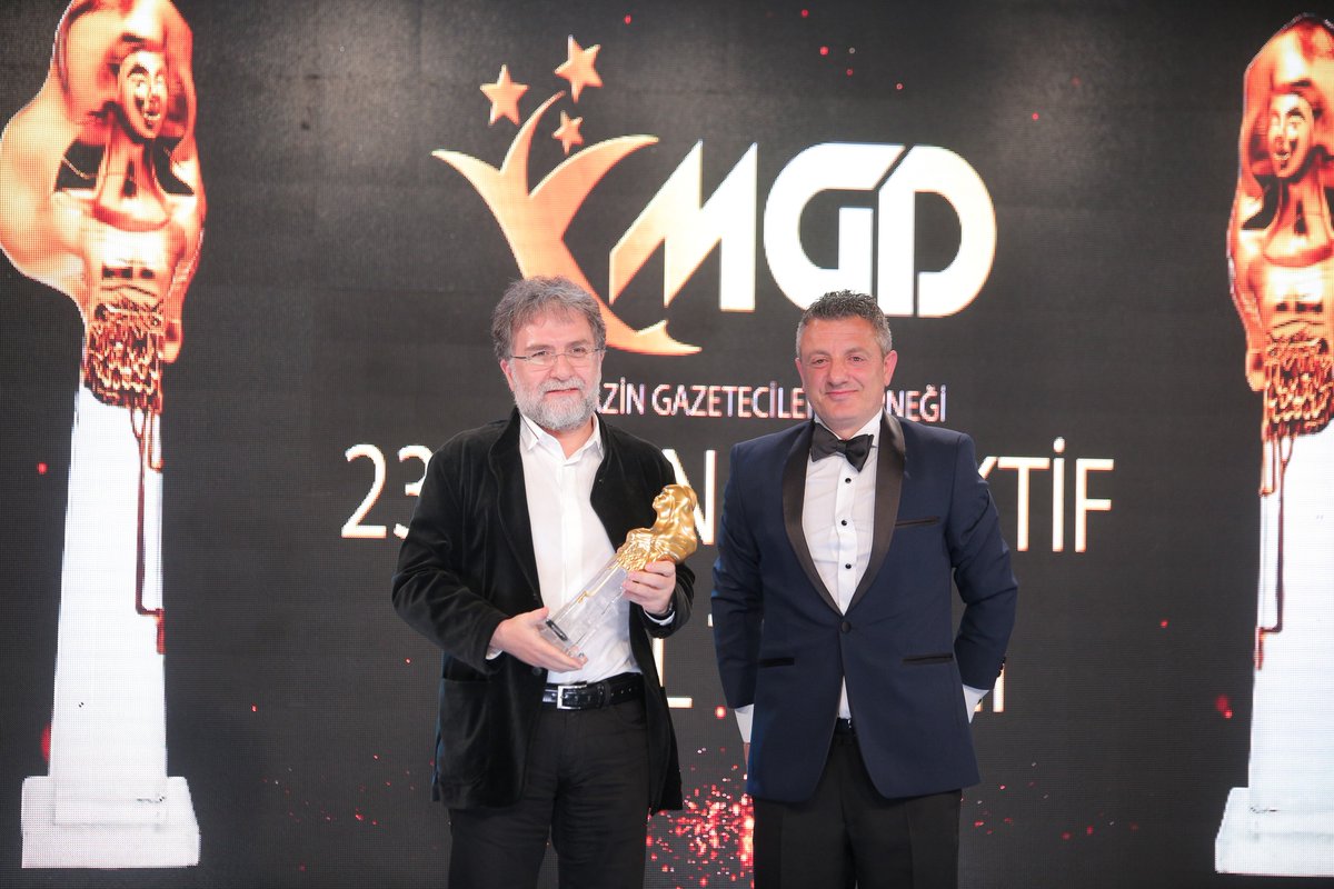 MagazinGazeteci's tweet image. En İyi Erkek Haber Spikeri 'Ahmet Hakan'... #ahmethakan #resatbalcioglu #mgd #magazingazetecileridernegi #altinobjektifodulleri #cvkparkbosphorus #Vadistanbul