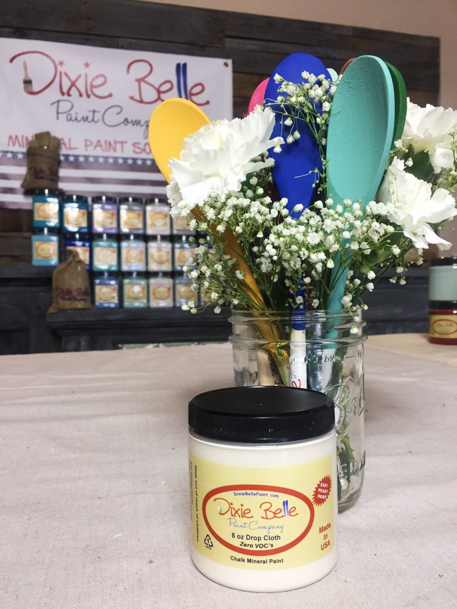 dixiebellepaint's tweet photo. #GIVEAWAY: Please retweet to win 8 ounces of Dixie Belle Paint! You must be following us to win. Contest ends tomorrow night, May 12 at 11:59 PM 🎨🎉 https://t.co/cZxY3LdTfn