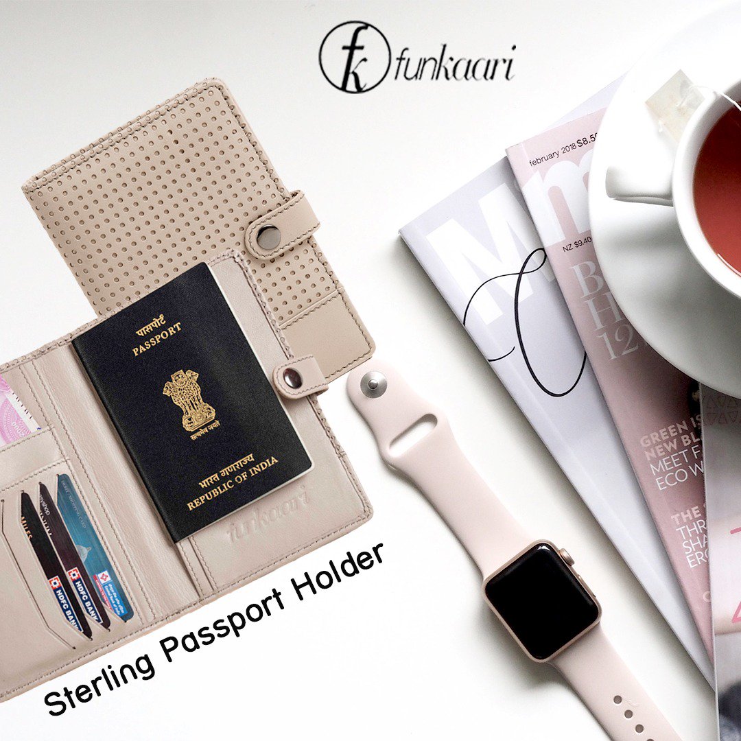 Carry your documents safely and style with Funkaari Sterling Pasport Holder.
.
.
.
.
#passportholder #funkaari #lovefirfunkaari #summercollection #travelessentials #travelfriendly #leatheraccessories #leathermanufacturer #luxury #shoponline #buynow #fashion #fashiondaily