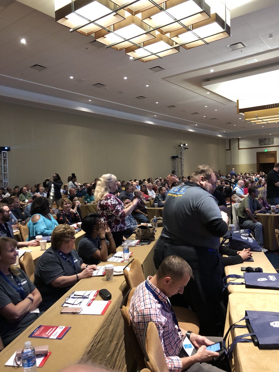 JeffreyHowenst1's tweet photo. #agile2018 #agileindy https://t.co/z0wz2eFqgk