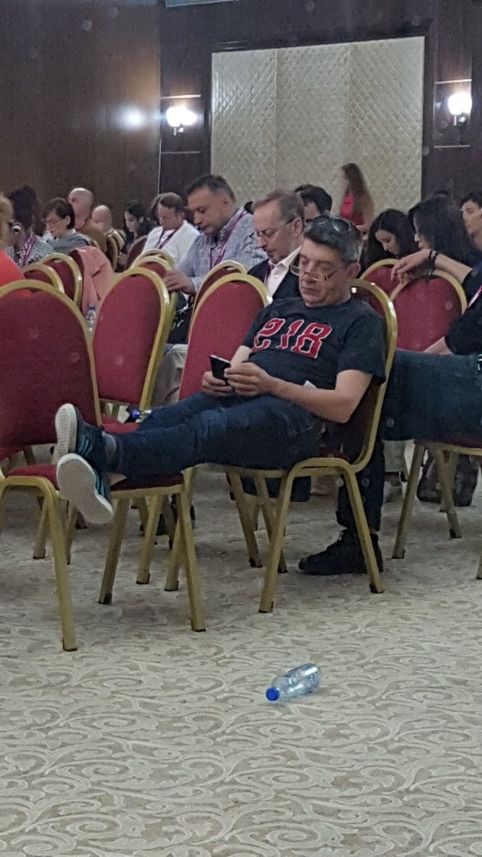 BorjanJovanovsk's tweet photo. За новинарските работи #SEEMC ping @Shushmula  :) https://t.co/wceIHSEl9A