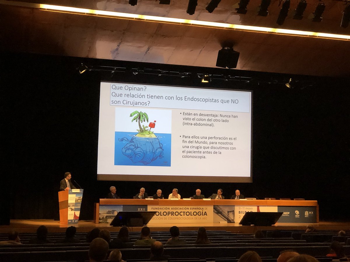 AECP_FAECP's tweet photo. ¡Menuda Mesa de Consultores! #rnaec2018 #colorectalsurgery https://t.co/APvCUtzDWl
