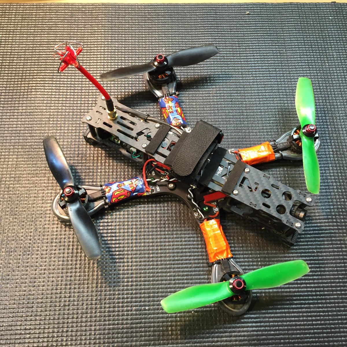 SDMStraps's tweet photo. Hello Weekend! Lipo Battery Strap #batterystrap #lipobattery #strap #velcrostraps #batterymount #adjustablestrap #modelbattery #rcplane #rccars #rcbattery #rcplaneband #sdmtech #sdmstraps #sdmtechstrap #straps https://t.co/Sort6bAEsP