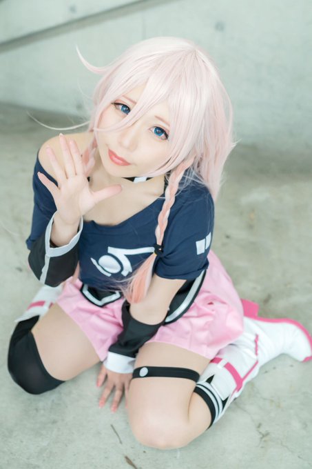 Twitterのコスプレ画像3