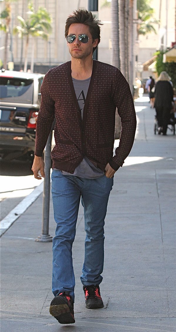 blindhokka's tweet photo. Remember when Jared used to dress like a normal person https://t.co/IKIdSuqPcL