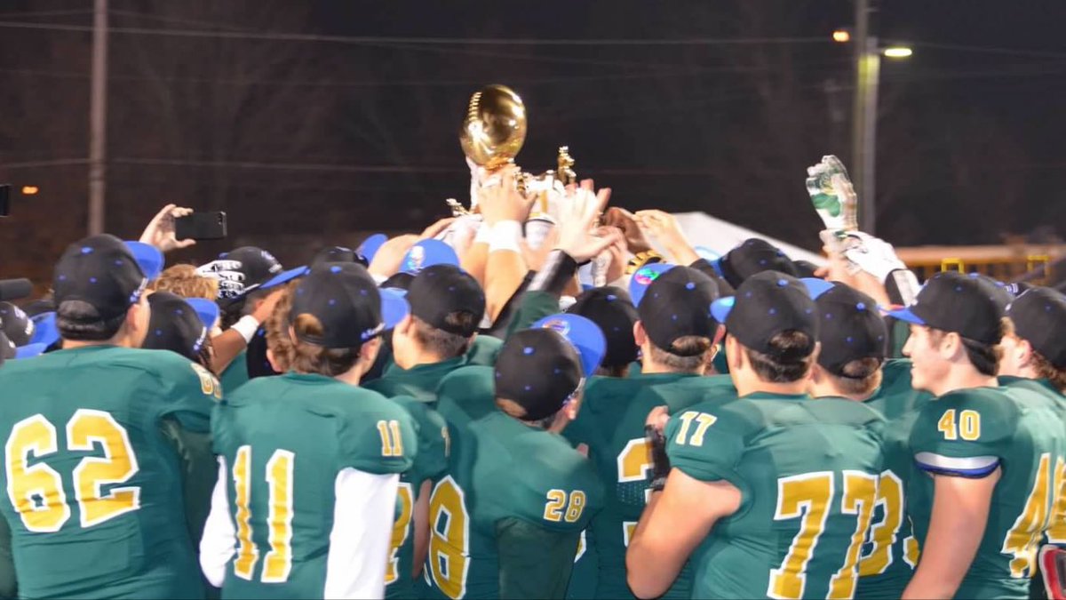 KCIrishFootball's tweet image. Headed to @GoWestTrojans @MoWestFB for a spring scrimmage tonight @6pm at Morristown East high school(game field) hope to see the Irish 🍀 faithful there!!! #greenNgold #firsttest
