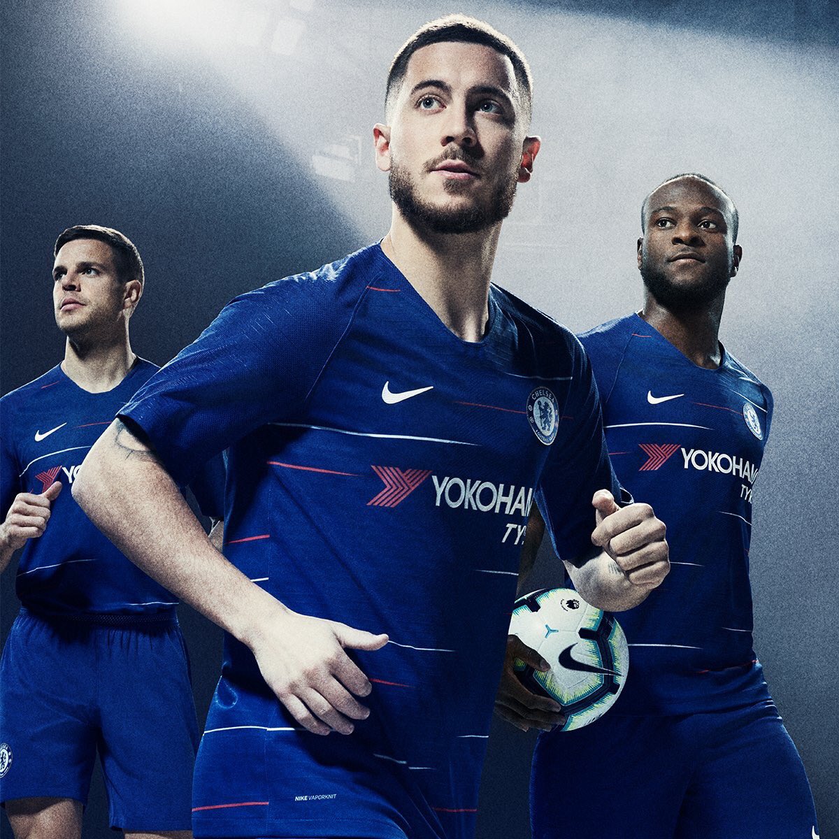 chelsbrasil's tweet photo. Bom dia Blues!

O @ChelseaFC_pt anunciou o uniforme home para a próxima temporada hoje de manhã. Curtiu? https://t.co/NxA7hIK0bm