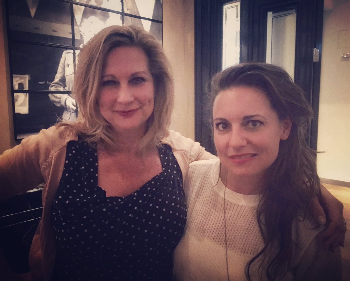 Carine Crutzen в Twitter Carine Crutzen в Twitter