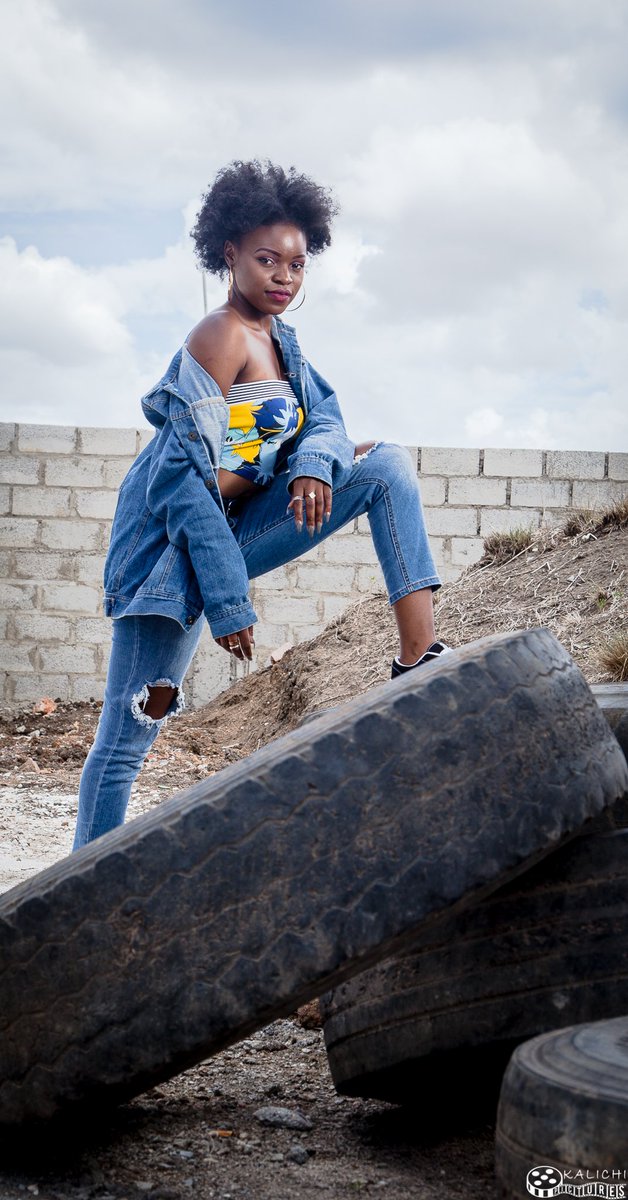 KalichiPictures's tweet photo. The great outdoors with Buumba B Mweetwa. Thank you for your support Bee! 

#GetShotAtKalichi #Zambia #FlashBackFriday #ModelPhotography #Lusaka #CanonPhotography #OutdoorPhotography https://t.co/kc9O3AUSIA