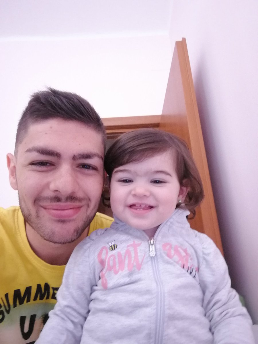 Orion93sr's tweet photo. Pomeriggio con amore❤️ #Elisea https://t.co/lqihOSnQks