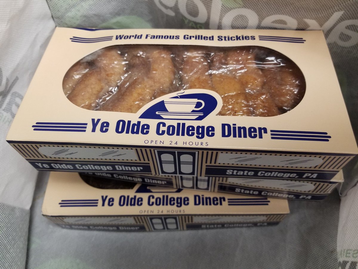 SharkSanchez's tweet image. These Floridian students of mine are in for a real @penn_state treat today!! #yesibroughticecreamandagrill #testingisover #ccpssuccess #sharktastic 🦈 #celebrategoodtimesCOMEON #grilledstickies @NPESharks @collierschools