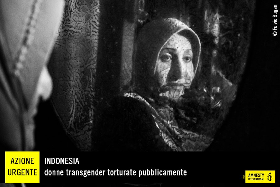Arrestate, umiliate e torturate pubblicamente. Chiediamo giustizia per 12 transgender perseguitate in Indonesia j.mp/2KgU1T7 #lgbti