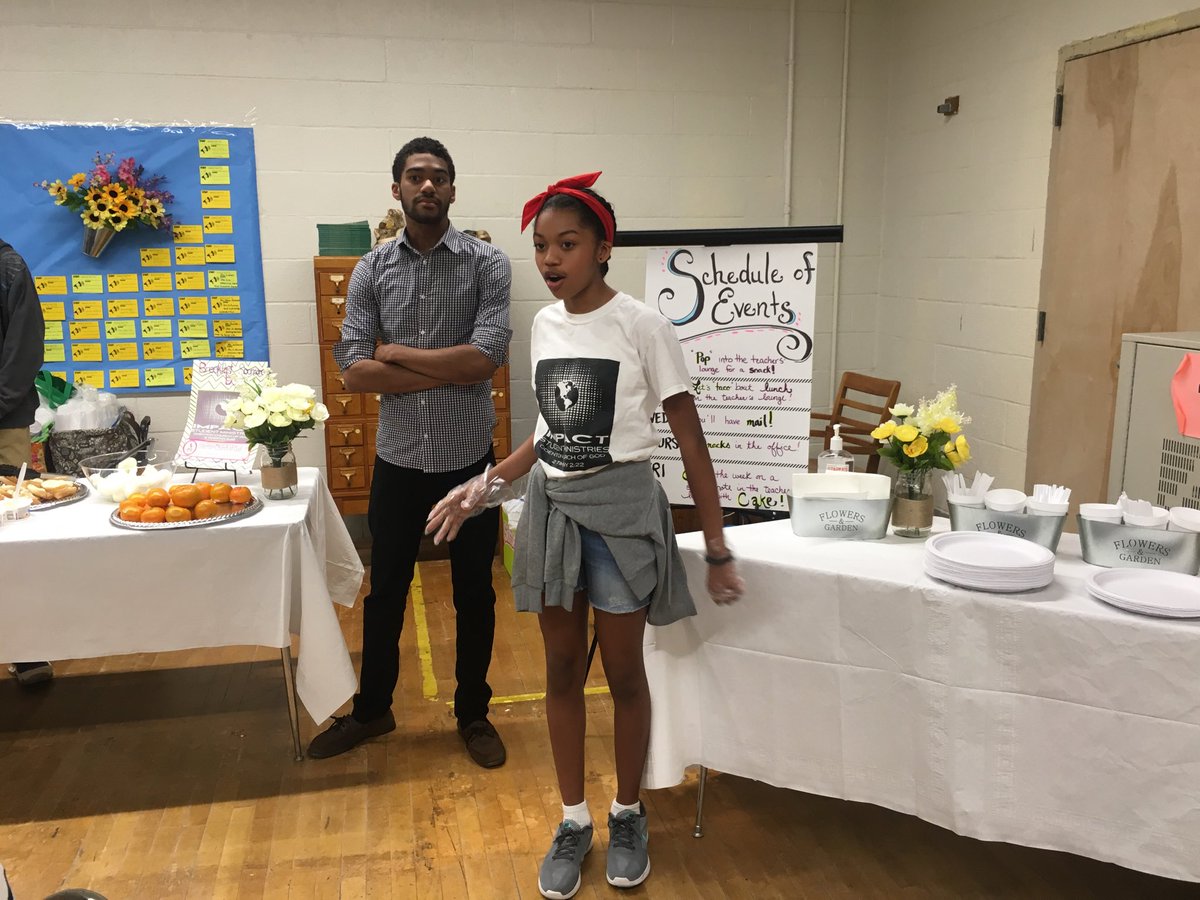 MacArthurAACPS's tweet photo. A Friday morning breakfast is a great way to cap off TEACHER APPRECIATION WEEK! Thank you PTSA and Impact Student Miniseries Odenton Church of God. https://t.co/RVXvznanm3