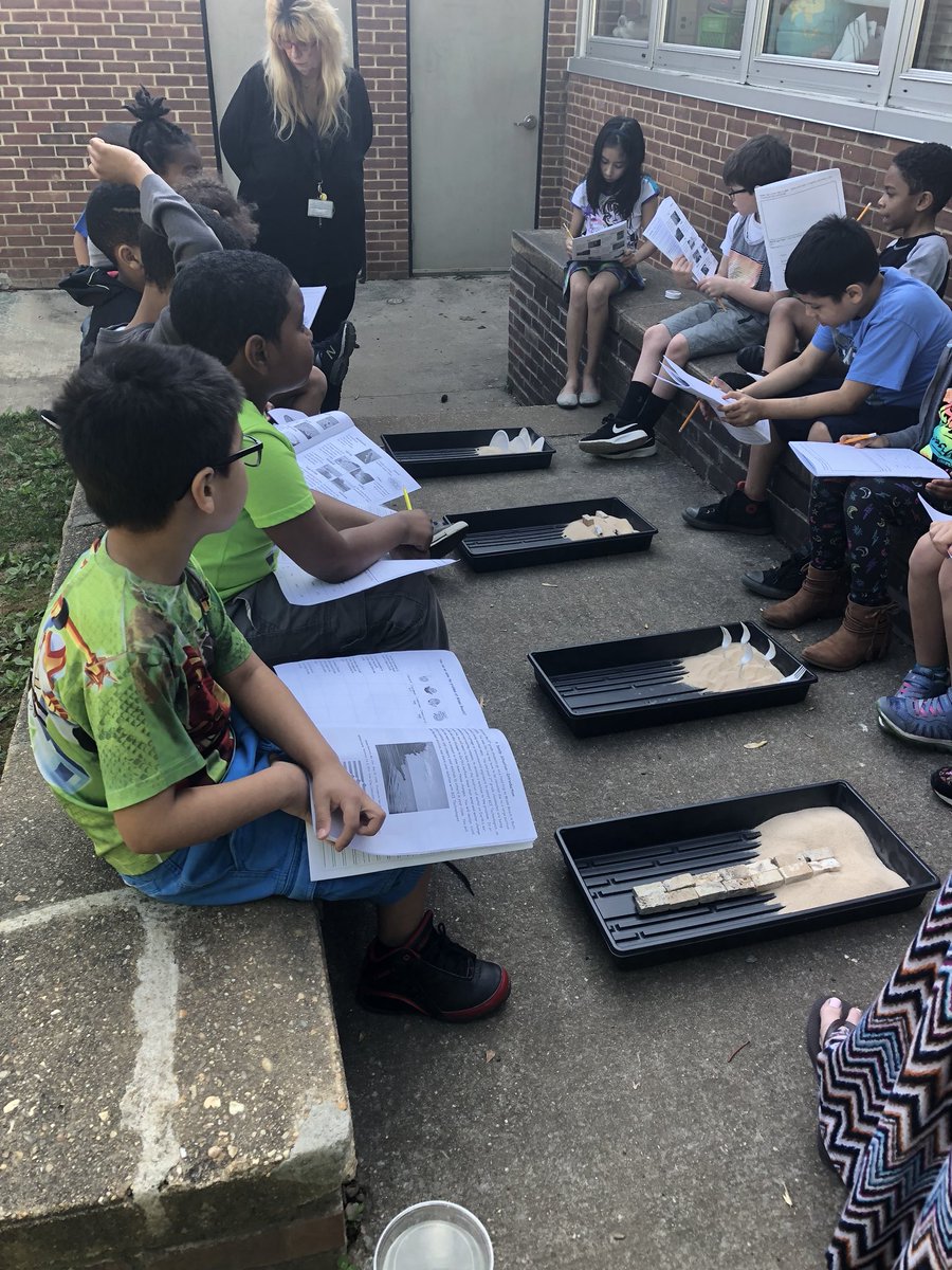 BoccanfusoRES's tweet photo. Ss test structures to help save the washing away of Miami Beach. It’s a #sandysituation @ReisterstownES @lpalmerRES @DeHart1974 https://t.co/AgWKc5k6P3