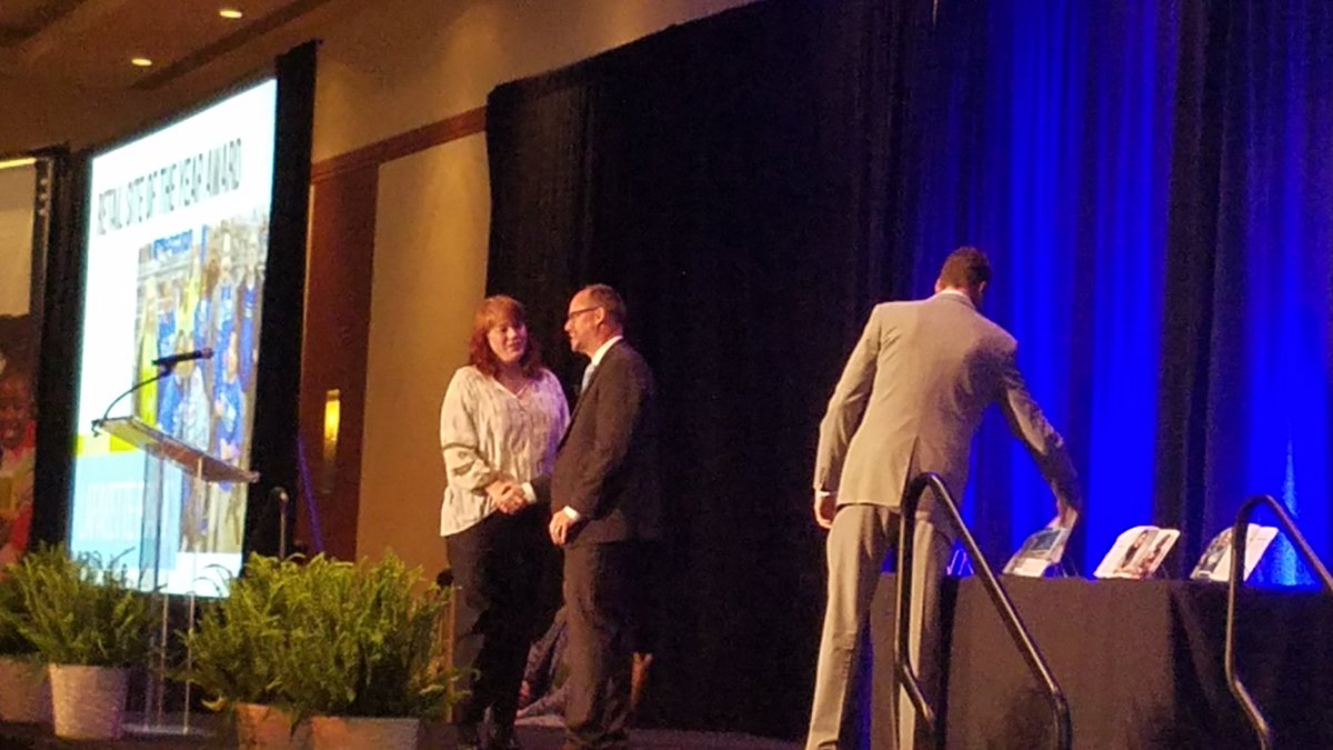 schlege2's tweet photo. Congratulations Lafayette Rd on being the 2017 Goodwill Site of the Year! Thank you for making mission happen everyday!#goodwillawards https://t.co/k82natuUqc