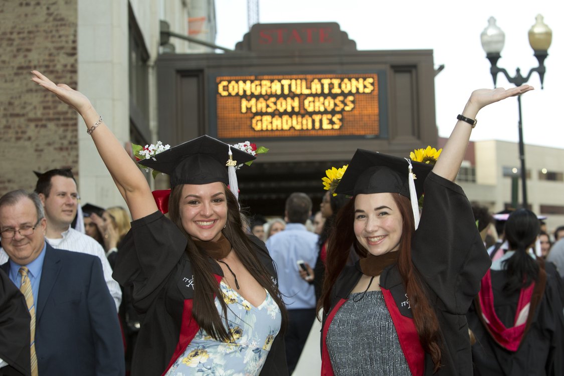MasonGross's tweet image. Our fave mortarboard from #MGSA2018: "5 years. And all it took was...$30,000 in loans. Many tears. 1 breakdown. 1 baby boy. Worth it!" Future Scarlet Knight, perhaps? #ClassOf2040 #DoTheNumbers #sacrifice